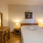Luxury Villa With Heated Pool, Jacuzzi And Sauna